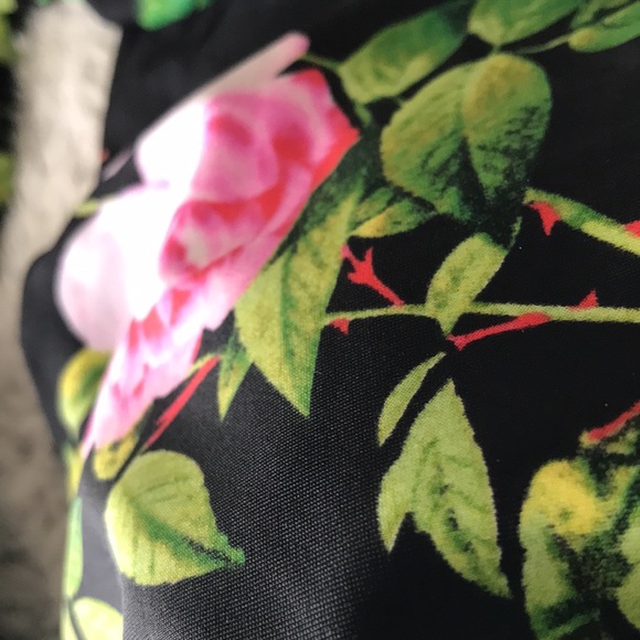 NWT Cupshe Halter One Piece Swimsuit - Picture 5 of 9